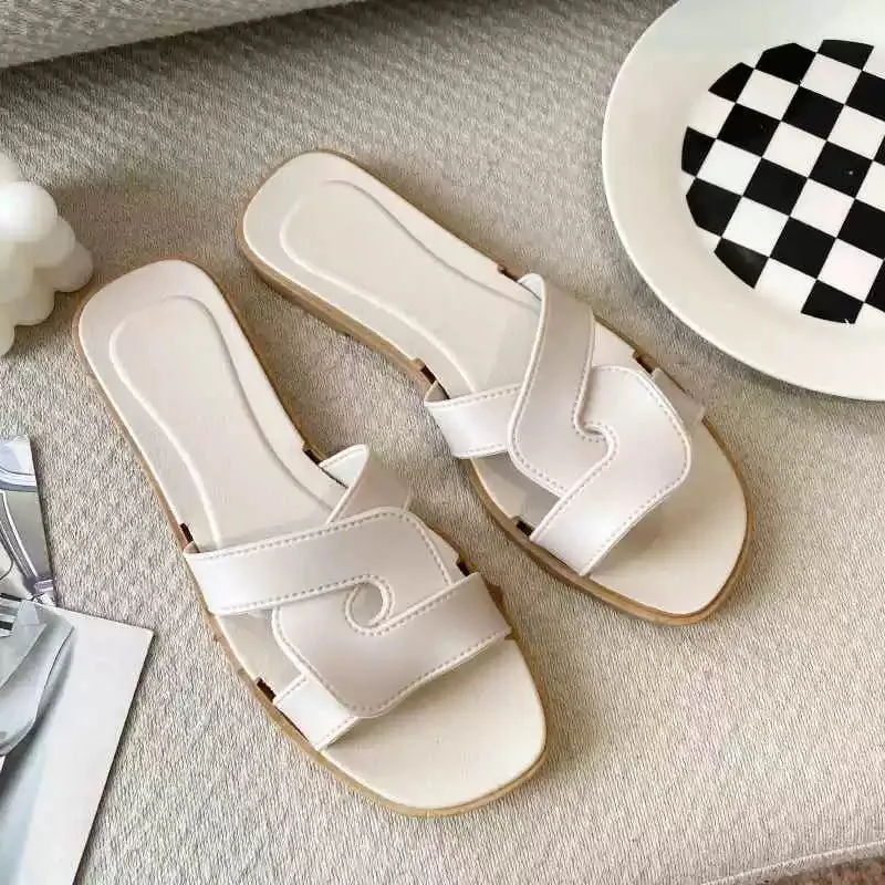 Beach Casual Indoor and Outdoor Non Slip Flats Sandals