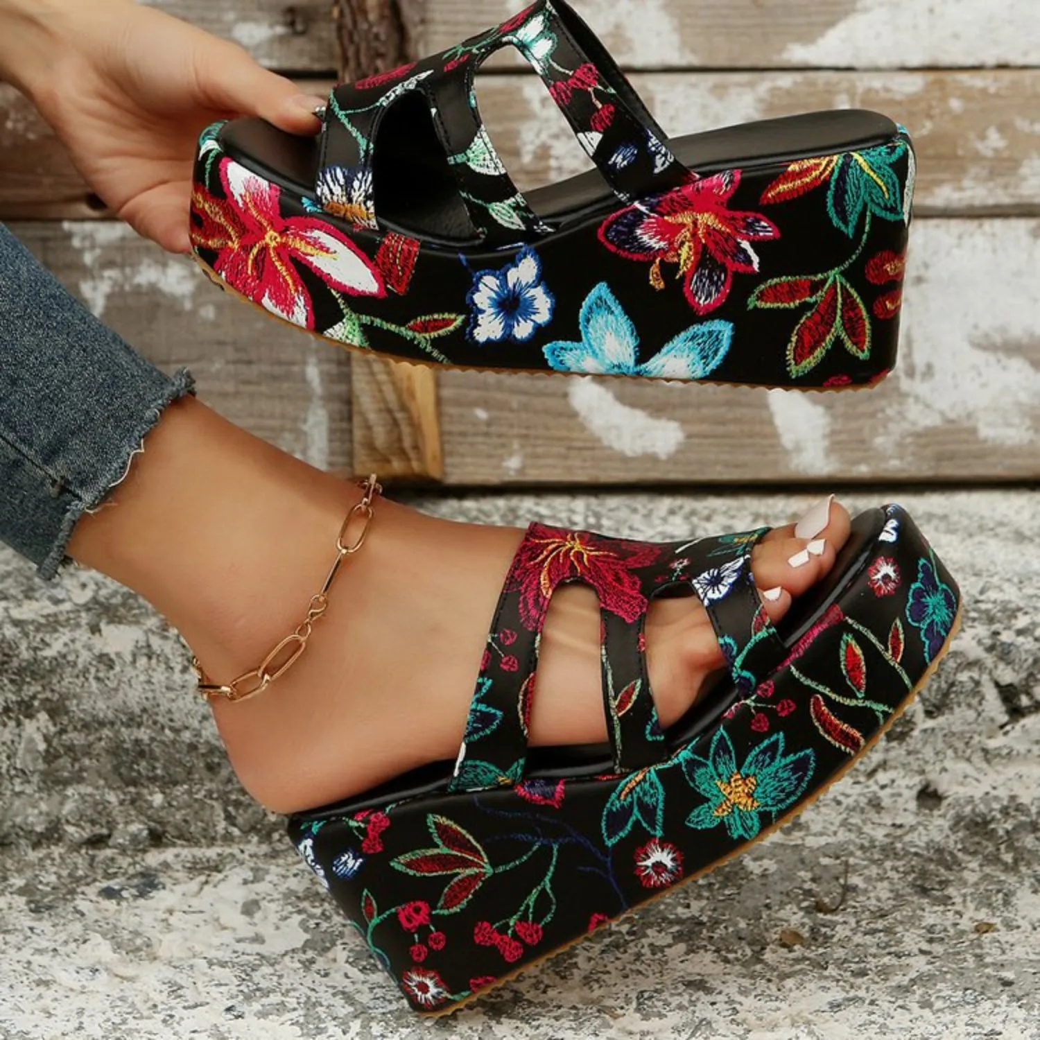 Cutout Floral Peep Toe Wedges Platform Sandals