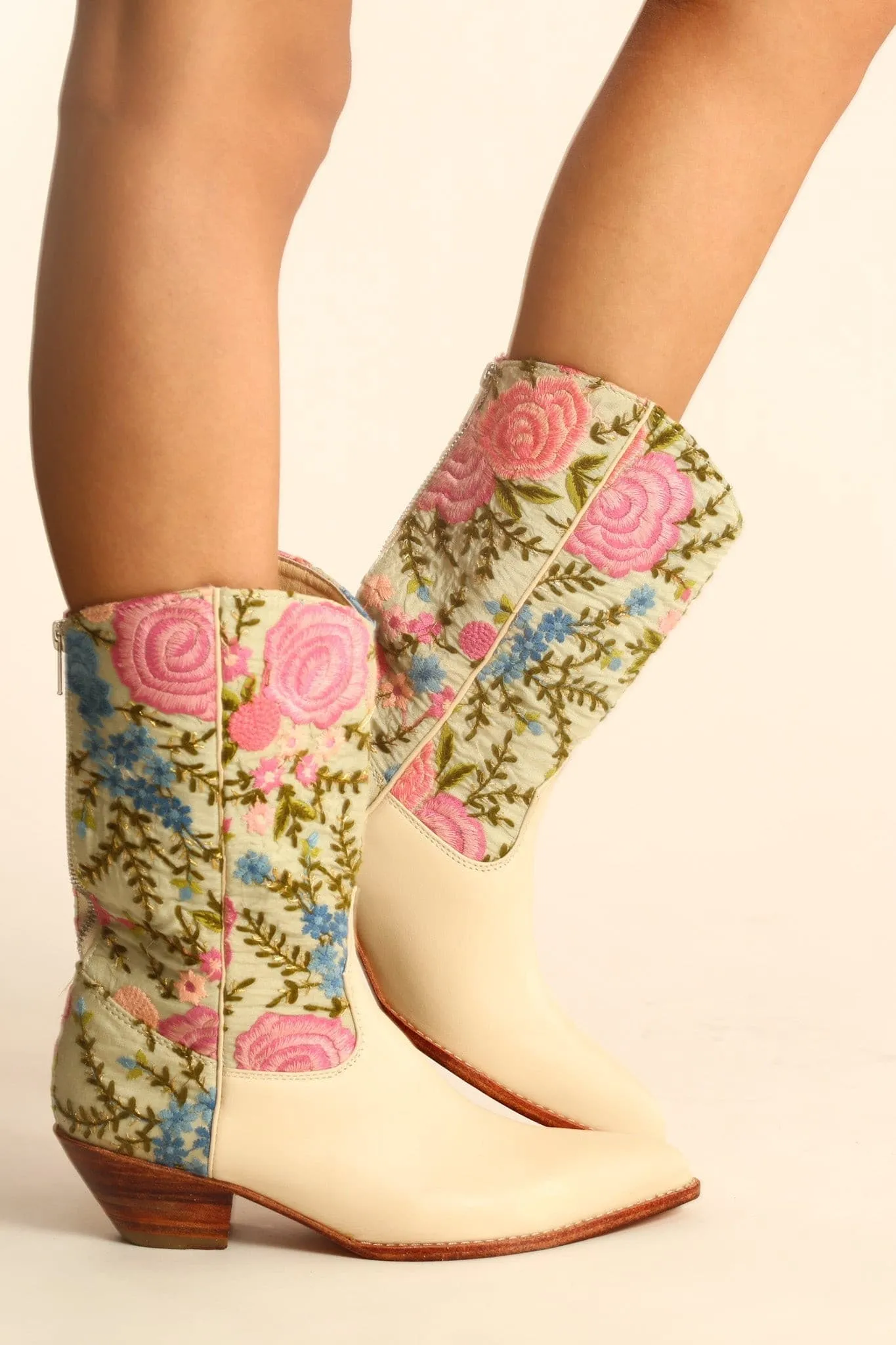 EMBROIDERED WESTERN FABRIC BOOTS WANISA