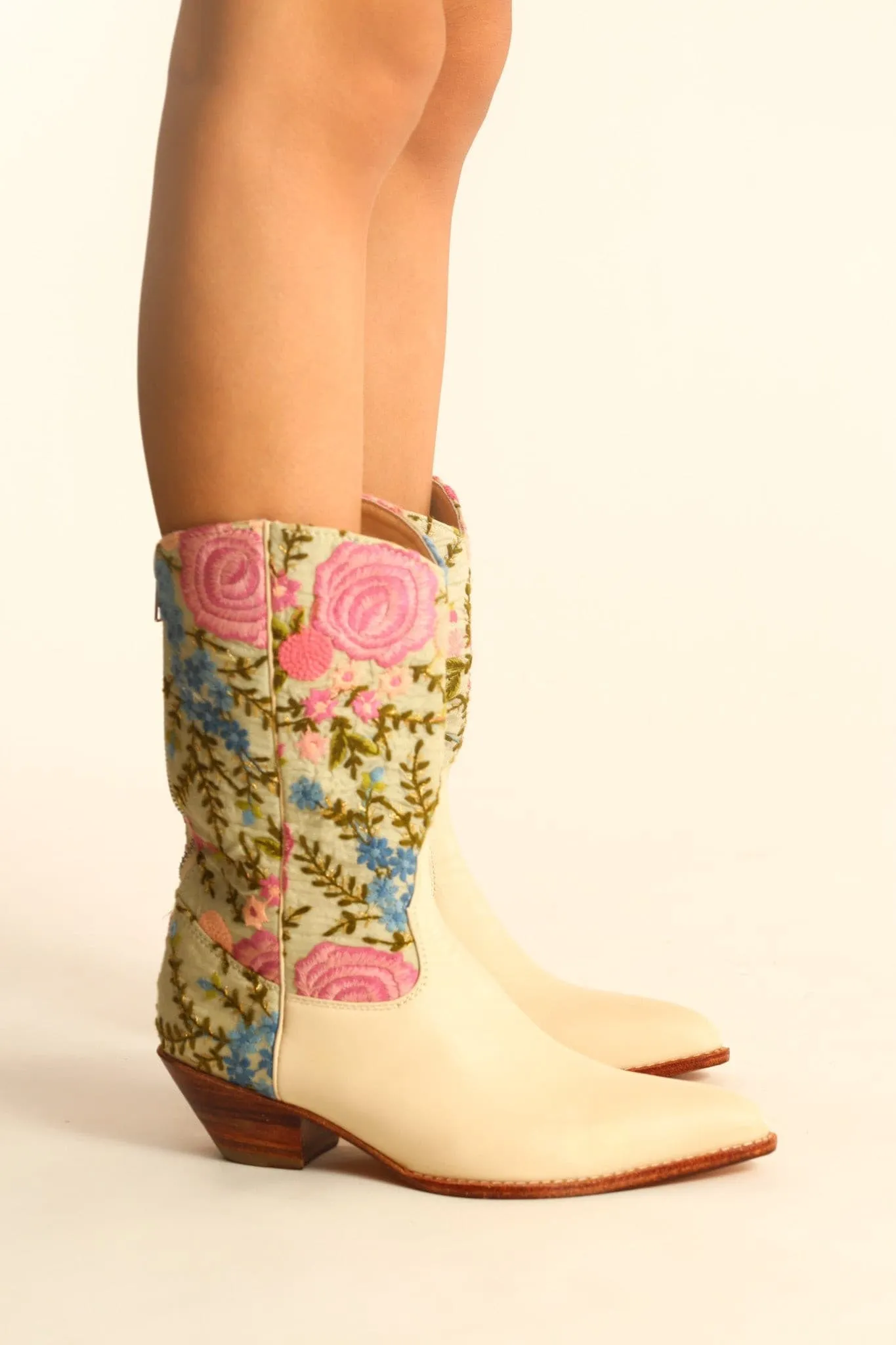 EMBROIDERED WESTERN FABRIC BOOTS WANISA