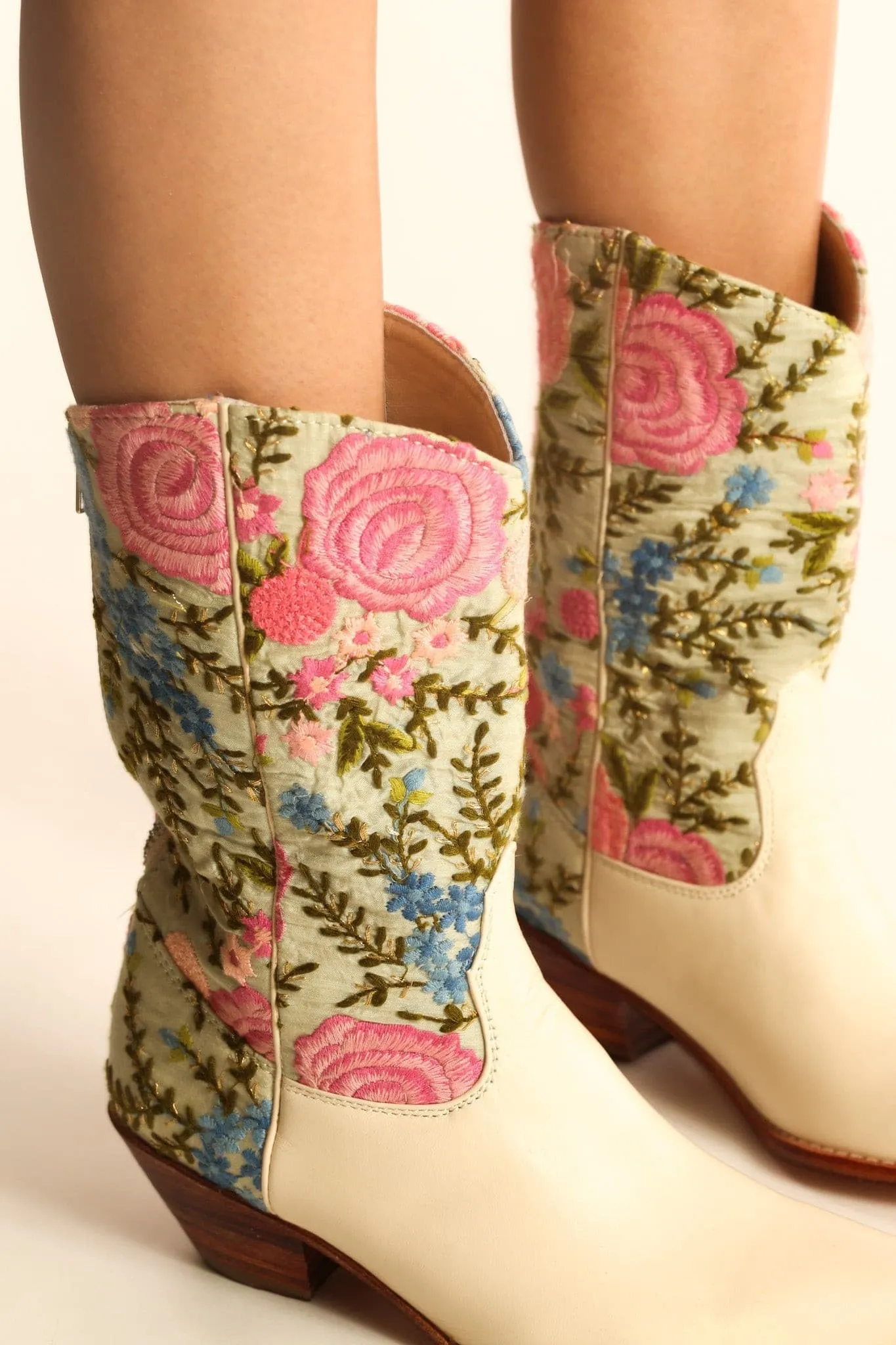 EMBROIDERED WESTERN FABRIC BOOTS WANISA