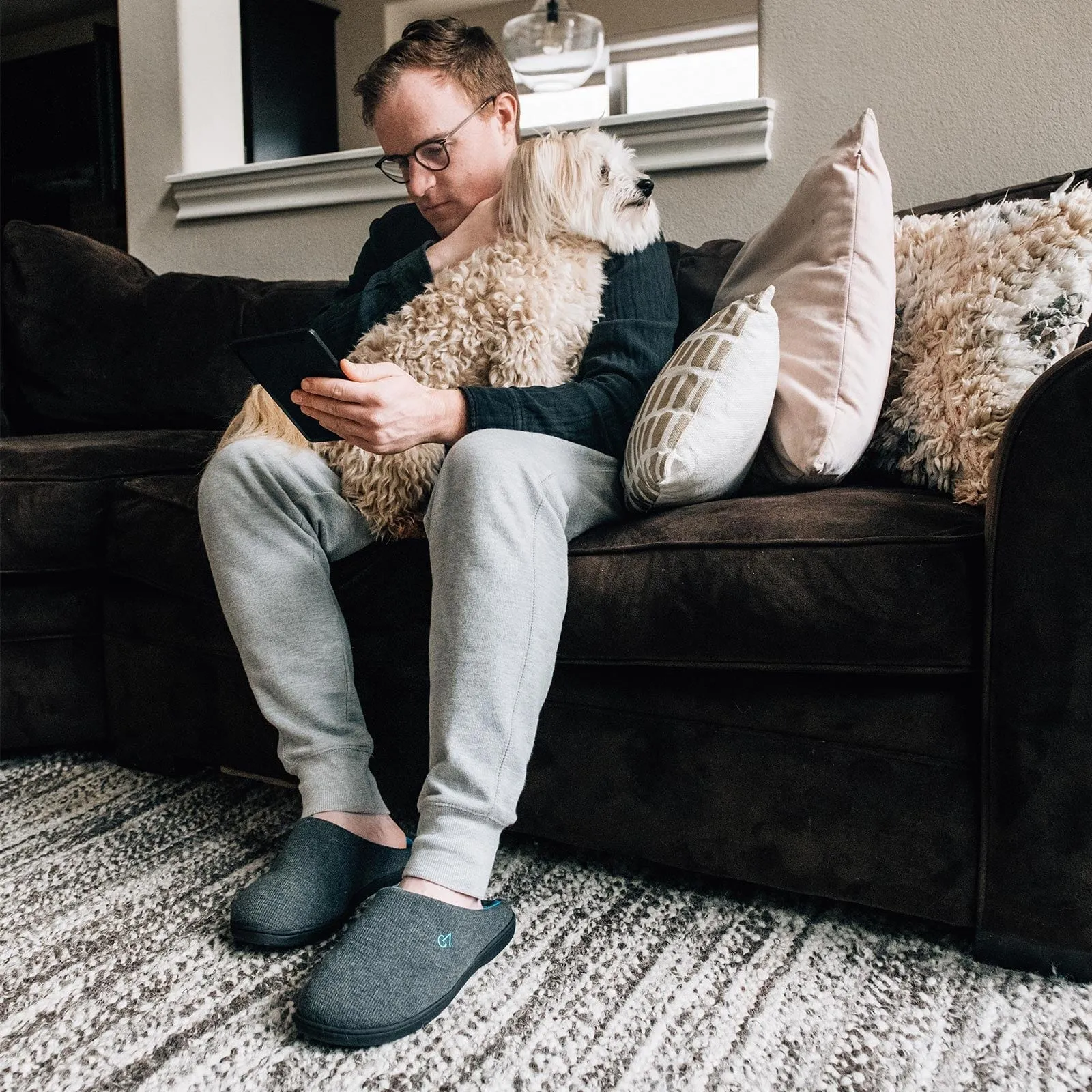 Men's Two-Tone Memory Foam Slippers