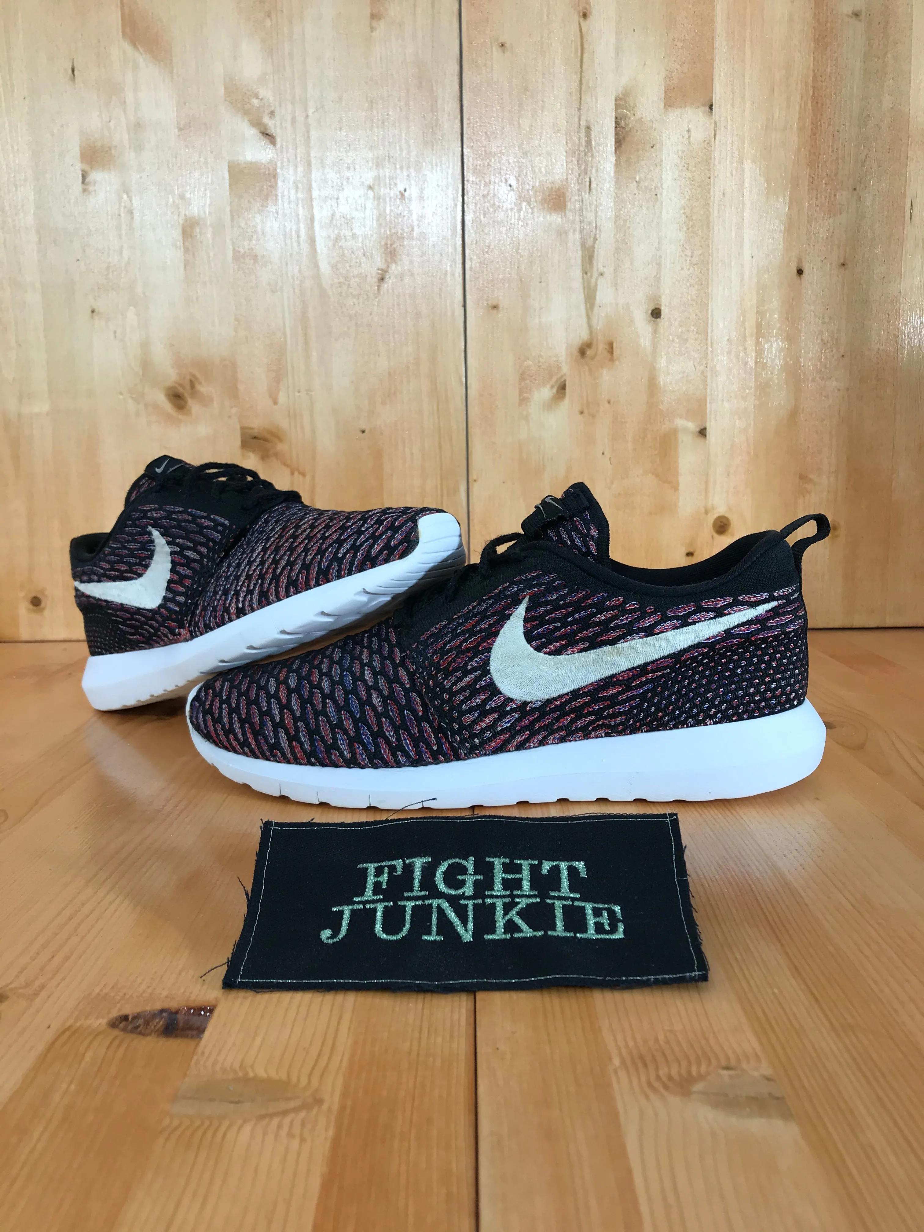 NIKE ROSHE FLYKNIT Men's Size 10.5 Running Shoes Sneakers 677243-016